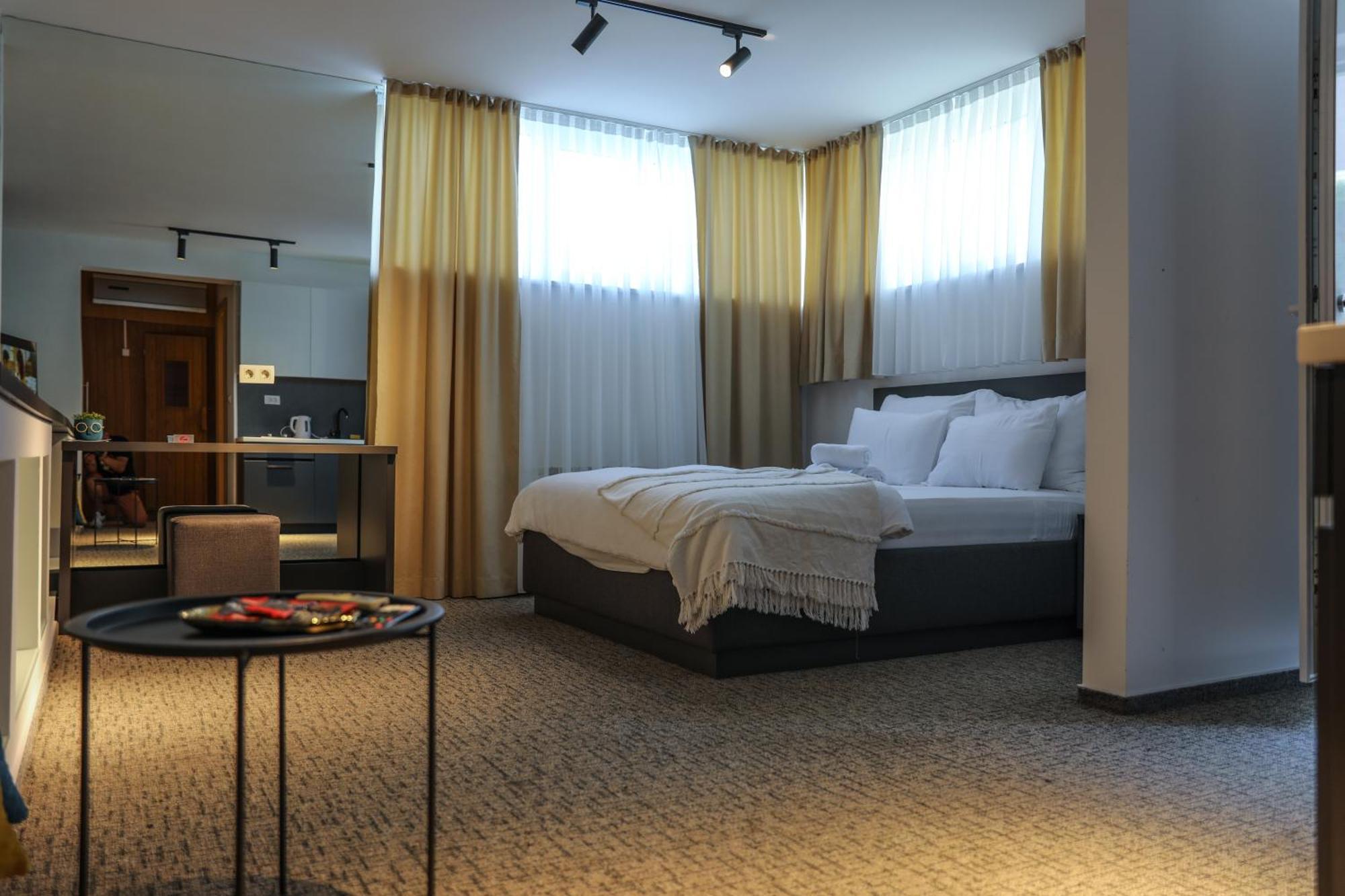 Studio Apartments Visit Point サラエヴォ エクステリア 写真