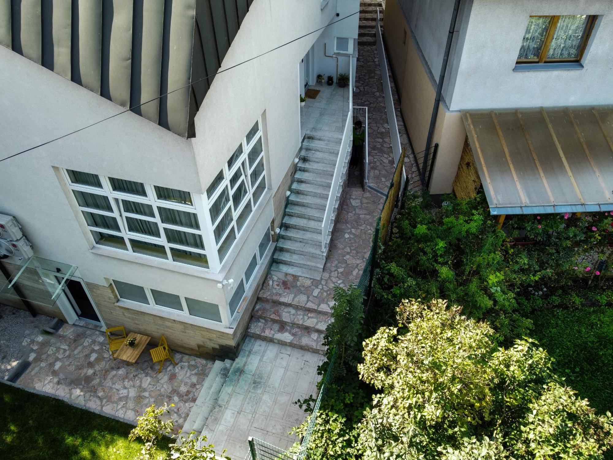 Studio Apartments Visit Point サラエヴォ エクステリア 写真